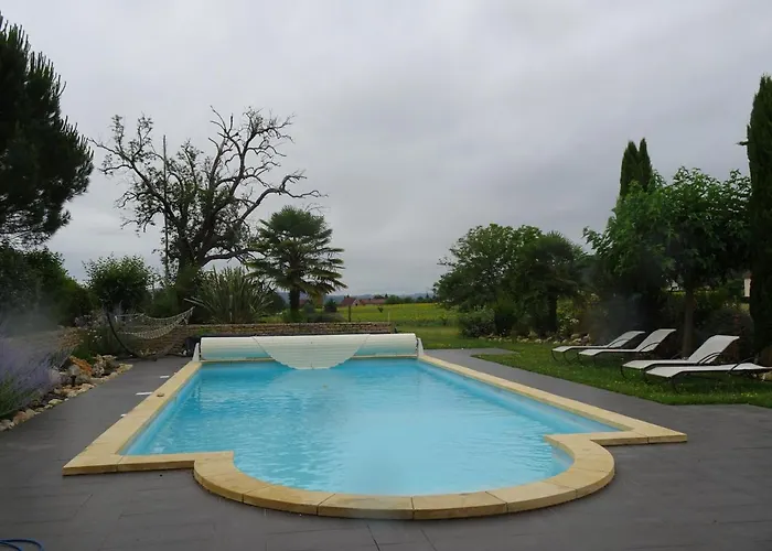 Vakantiehuis Aux Petites Pierres De Peyrousselle *